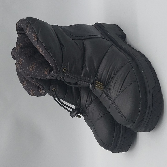 893- Guess Women's Winter Knee Boots Size 7.5 - Picture 2 of 9